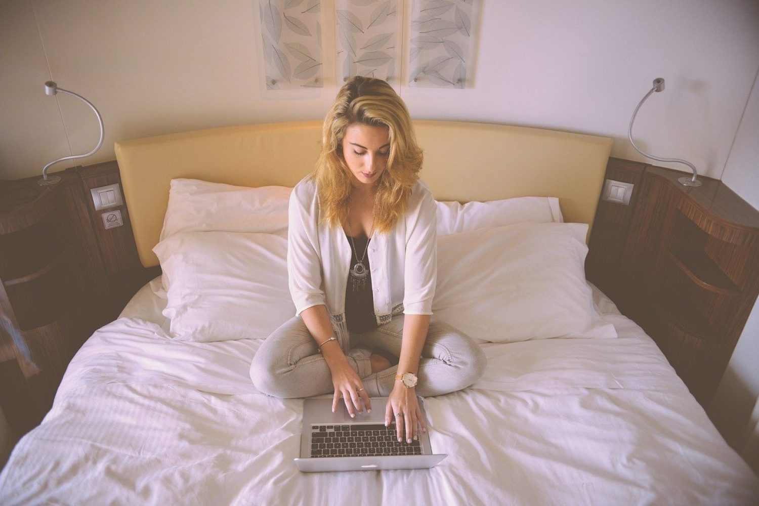 woman_working